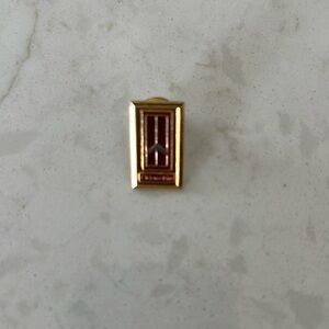 Vintage Oldsmobile Pin